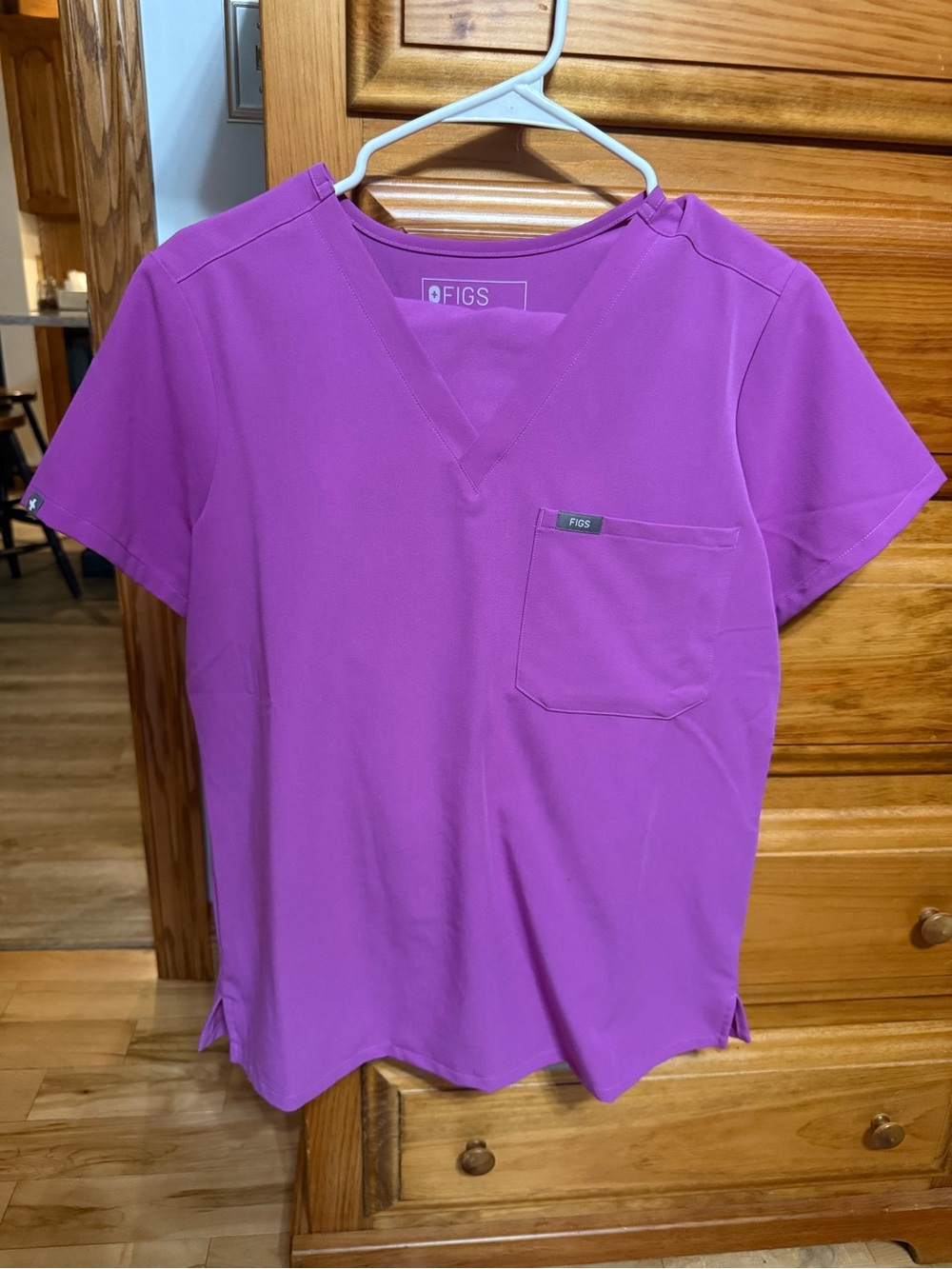 Figs ultraberry scrub top